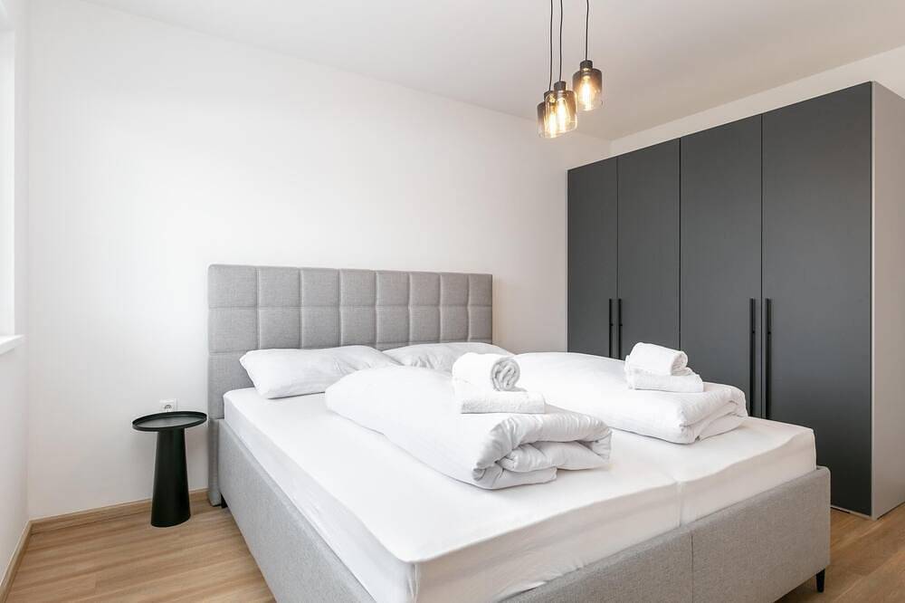 Geheel appartement, Hoogwaardig appartement in centrum van Jenbach in Jenbach, Bezirk Schwaz