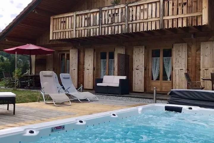 Appartement de vacances pour 7 personnes, avec jardin et jacuzzi