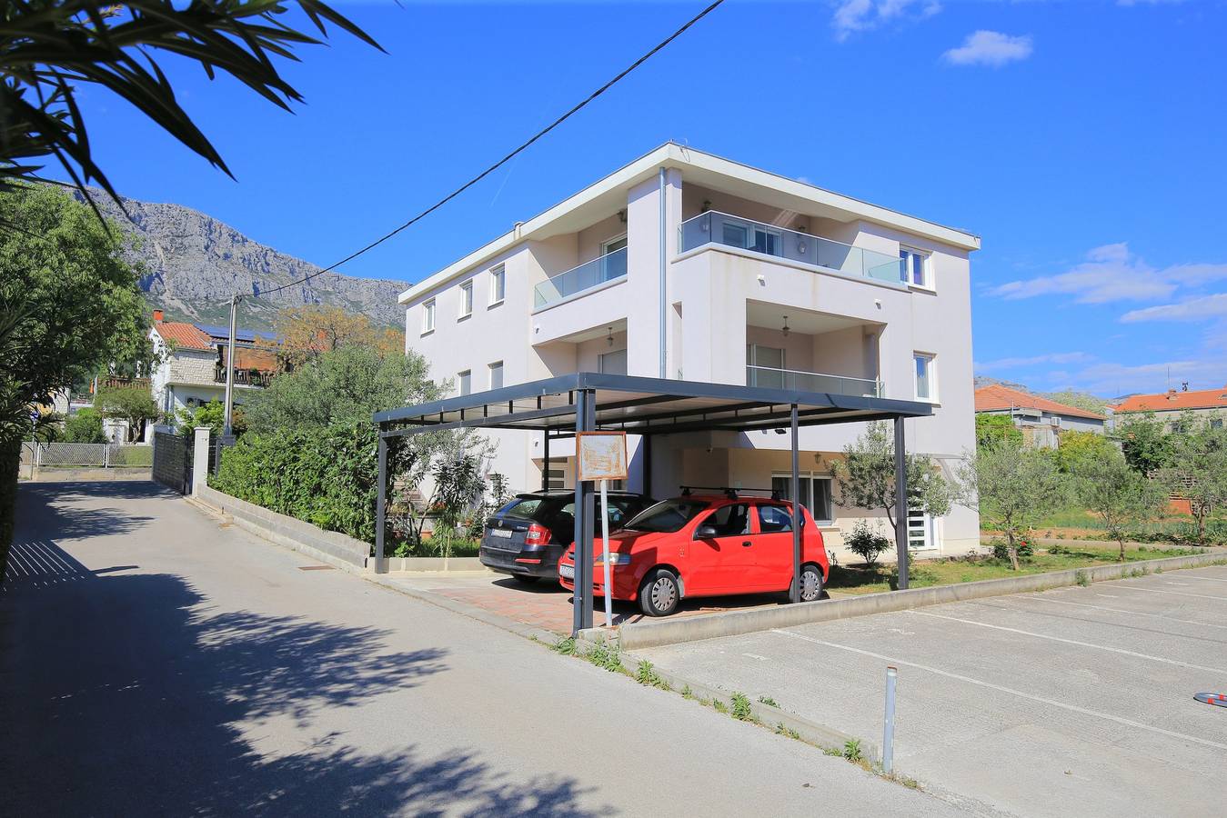 Ganze Wohnung, 3-Zimmer-Ferienwohnung mit Terrasse Kastel Gomilica, Kastela A-21020-a in Kastel Gomilica, Kaštela
