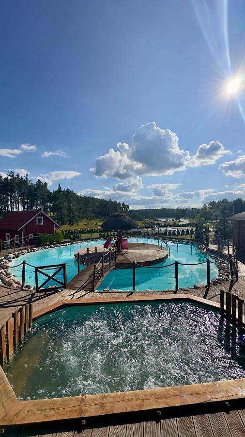 Domek letniskowy dla 6 osób, z Taras i Jacuzzi oraz Ogród i Basen dla dzieci na Kaszuby