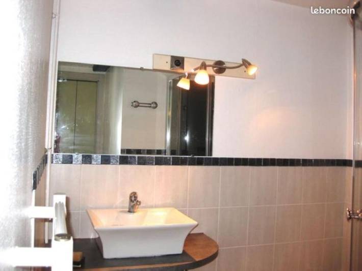 Gîte pour 4 personnes, avec vue, animaux acceptés dans Tour De La Lanterne La Rochelle - 3