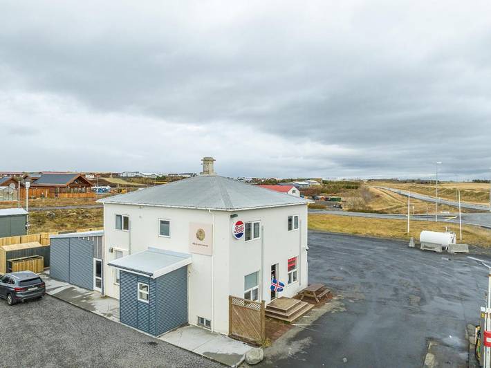 Pension voor 8 personen, with uitzicht and terras as well as sauna op IJsland