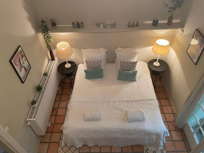 Location de vacances pour 3 personnes, avec piscine ainsi que jardin et jacuzzi à Villamblard - 2