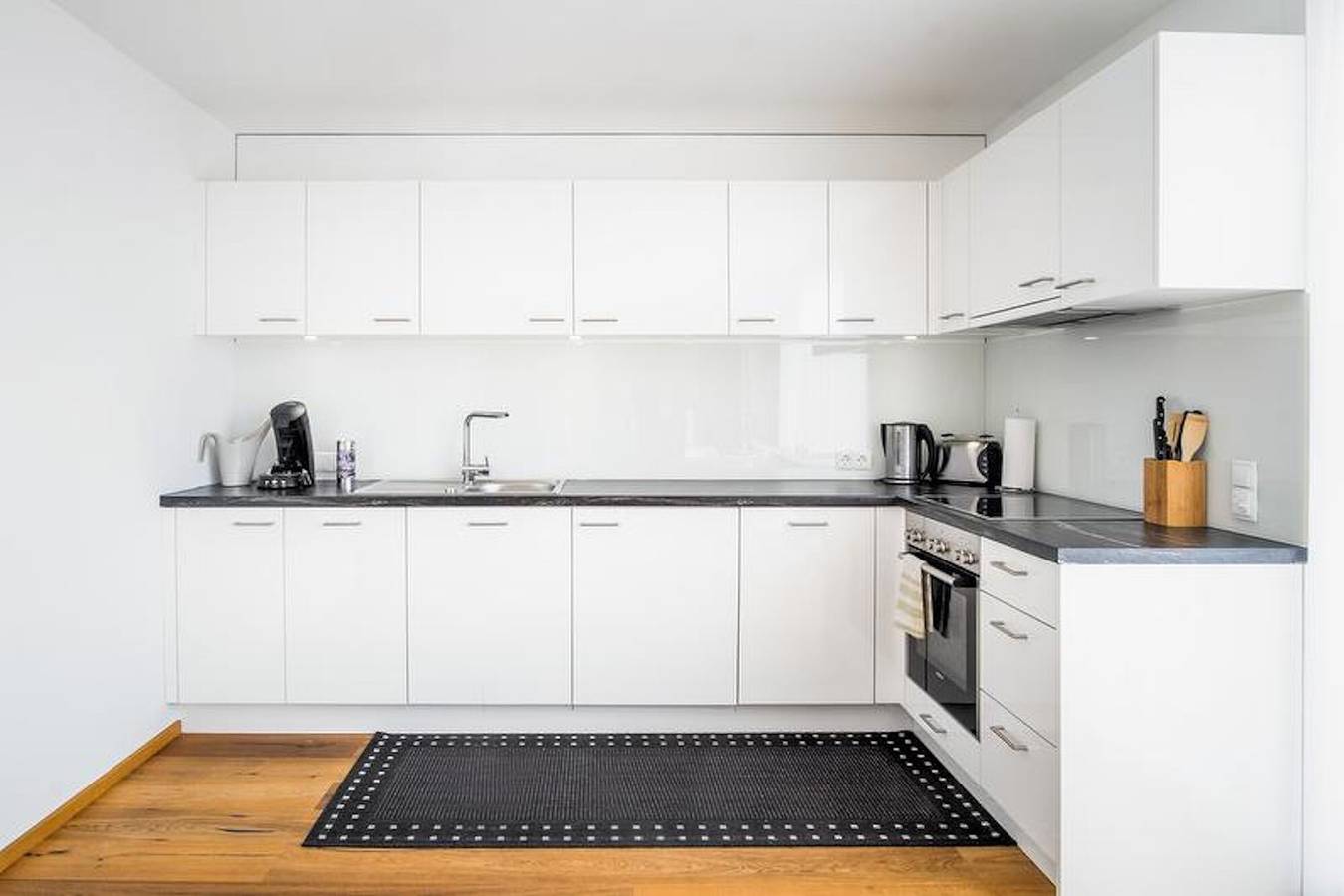 Entire apartment, Modern Apartment "Dreiländereck 1" with Private Terrace & Wi-Fi in Hörbranz, Bodensee-Vorarlberg