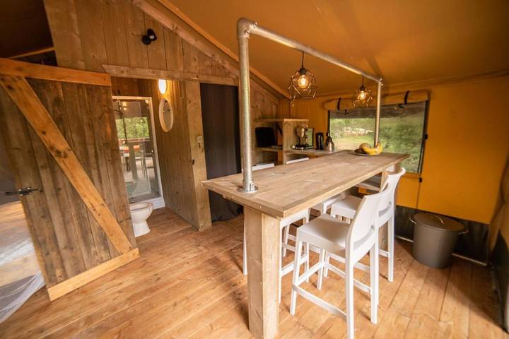 Tente pour 4 personnes, avec jardin et piscine ainsi que bassin pour enfant et vue dans le Tarn-et-Garonne - 4