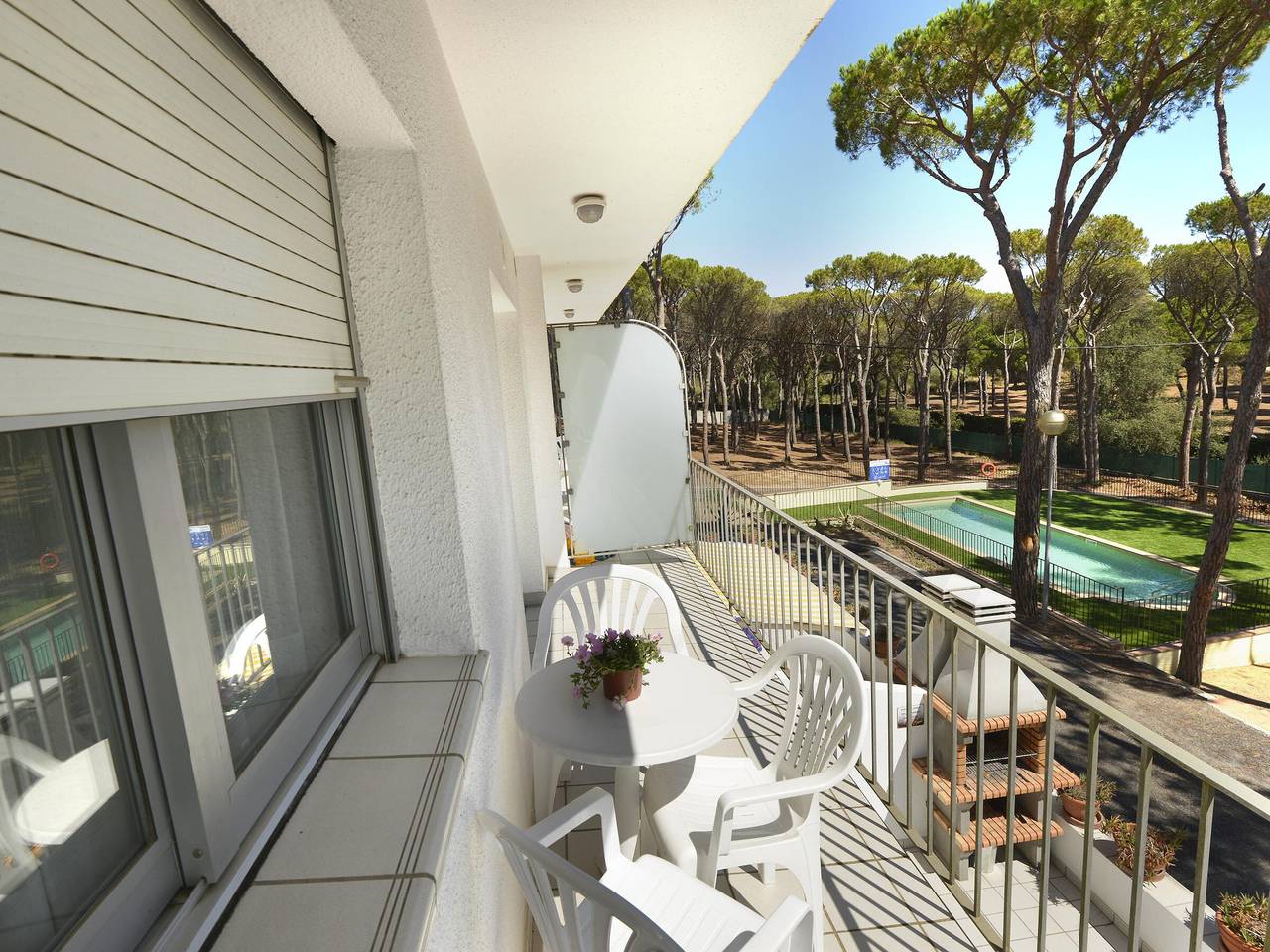 Ganze Wohnung, Calella de Palafrugell: Appartement 2 Chambres avec Piscine Commune, Proche Plages, Terrasse et Wi-Fi in Calella de Palafrugell, Palafrugell