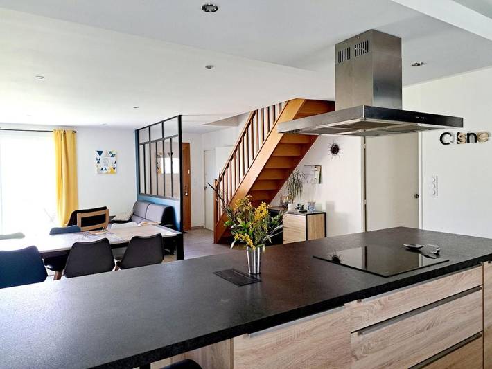 Location de vacances pour 8 personnes, avec Jacuzzi ainsi que Terrasse et Jardin à Saint-Pavace - 4