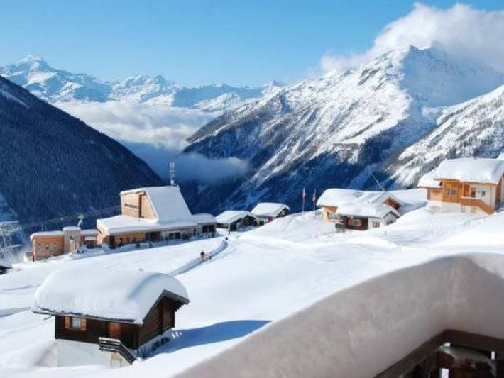 Ferienhaus für 8 Personen, mit Balkon und Terrasse sowie Garten und Ausblick im Wallis - 3