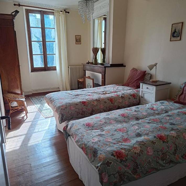 Location de vacances pour 4 personnes, avec terrasse et jacuzzi, adapté aux familles à Sonnac-sur-l'Hers - 2