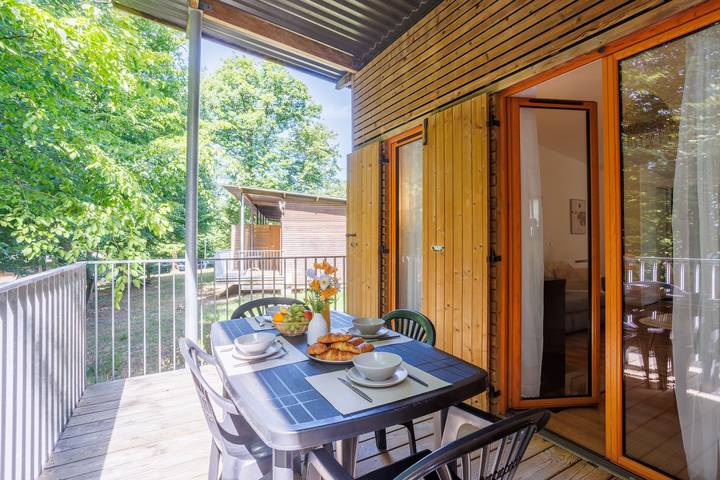 Gîte pour 4 personnes, avec terrasse dans Lac du Val-Joly - 2