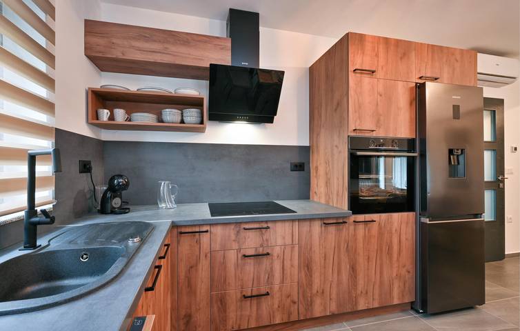 Geräumige 150 m² große Ferienwohnung mit Pool und Terrasse in der Nähe von Ludbreg und dem Fluss Bednja in Ludbreg, Varazdin