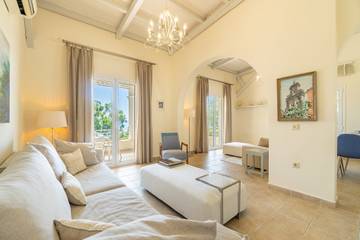 Villa for 8 People in Corfu, Greece, Photo 2