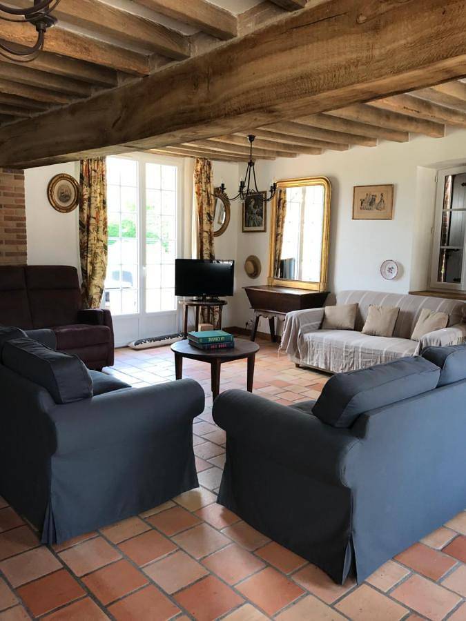 Location de vacances pour 10 personnes, avec terrasse ainsi que jardin et vue à Villemurlin - 4
