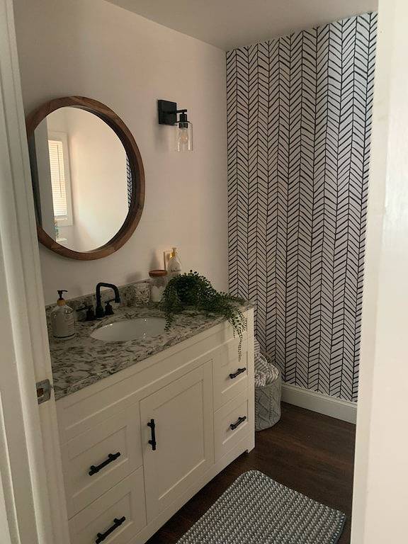 Higgins Lake - Relax, Swim, Ride, Boat, Fish!!! in Higgins Lake