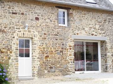 Gîte pour 8 personnes, avec jardin et terrasse à Bolleville