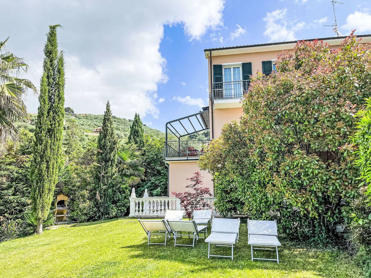 Hel lägenhet, Imperia 200 - Casetta Rosa 200.5 in Oneglia, Imperia