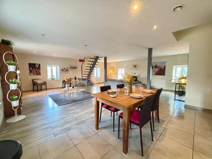 Appartement de vacances pour 4 personnes, avec vue et jardin