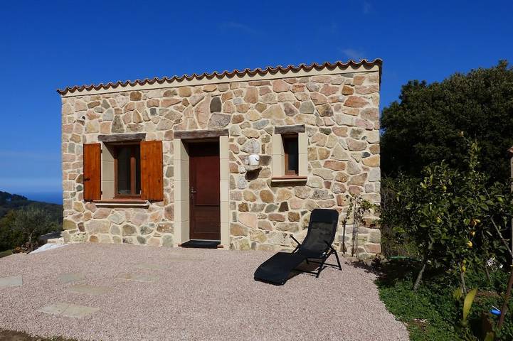 Gîte pour 2 personnes, avec Terrasse dans Office De Tourisme De Piana