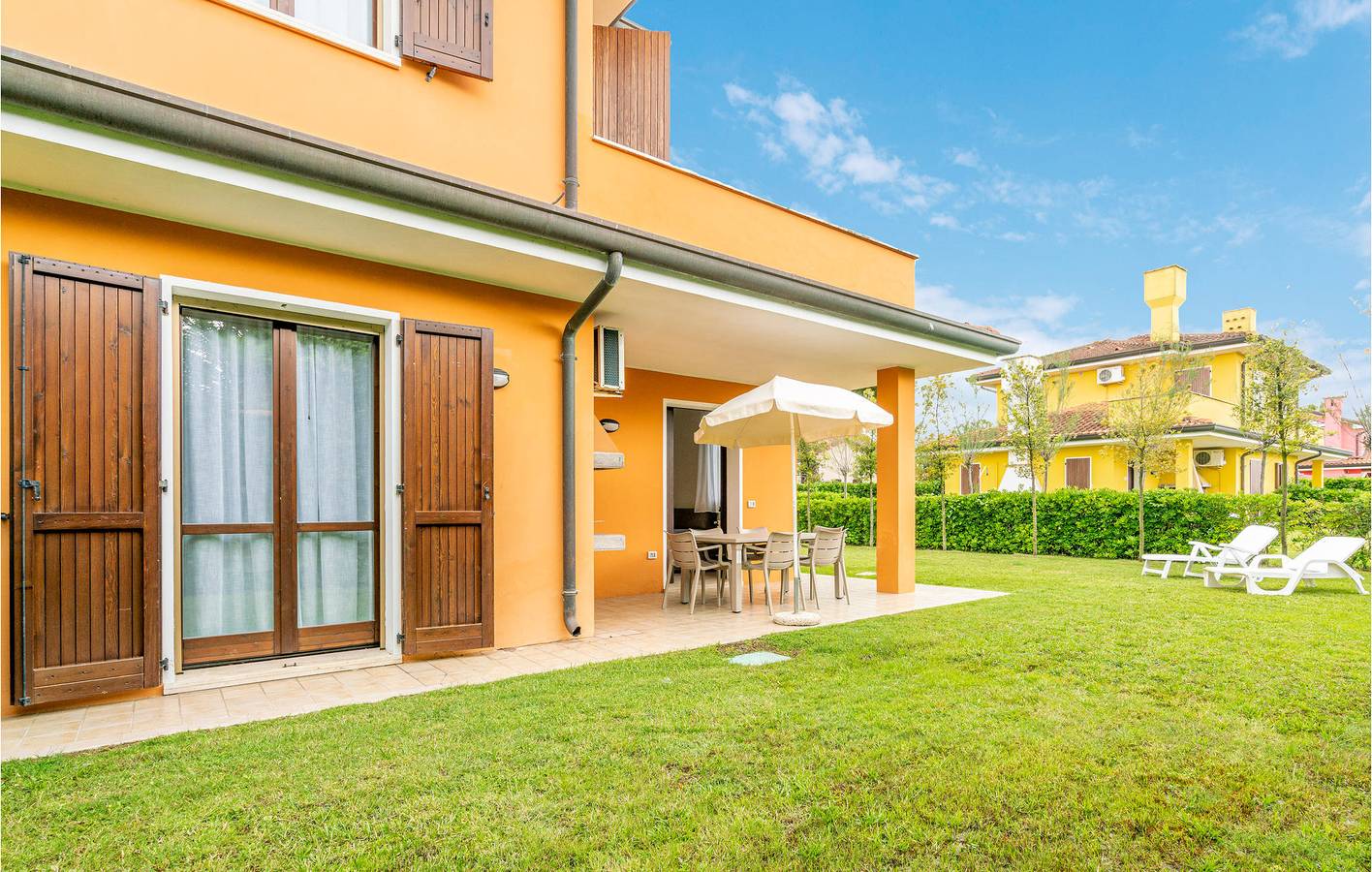Appartamento sulla spiaggia con AC, piscina e cucina in Albarella, Polesine