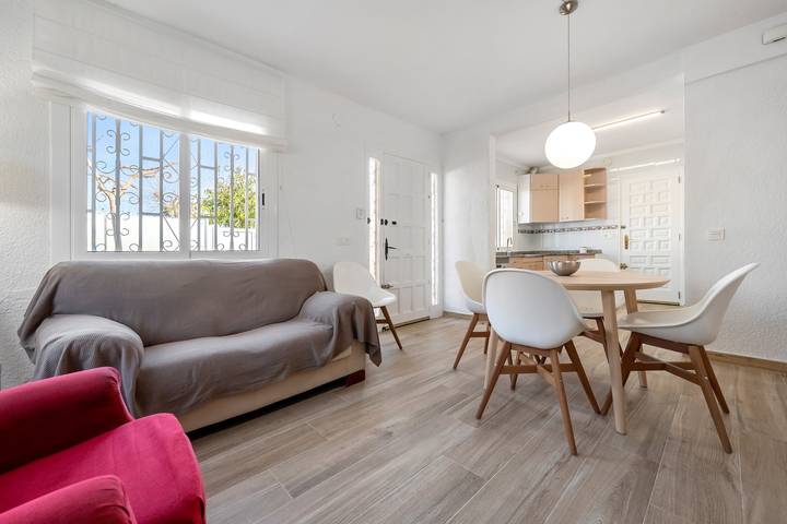 Casa rural para 5 personas, con jardín, Se admiten mascotas en Bajo Penedés - 4