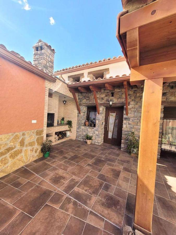 Casa de vacaciones para 6 personas, con terraza además de jardín y vistas en Comunidad de Calatayud - 3