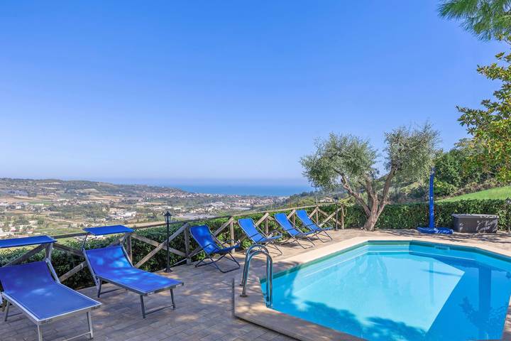 Villa für 8 Personen, mit Garten und Pool, mit Haustier - 1