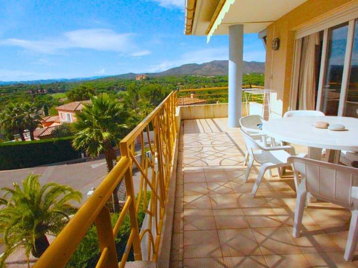 Location de vacances pour 4 personnes, avec terrasse dans Golf et Tennis Club de Valescure - 3