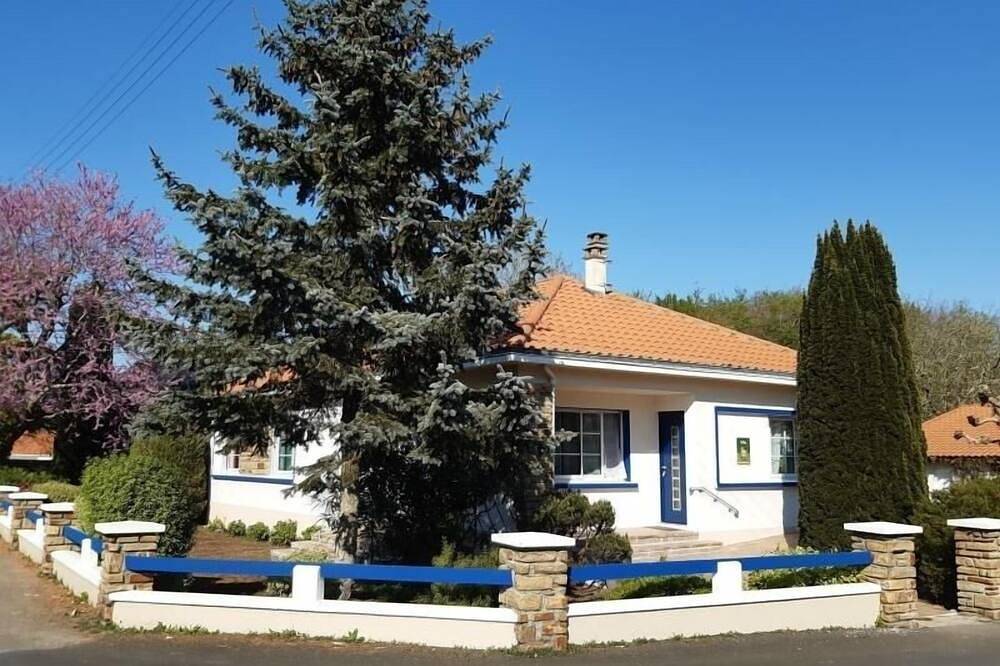 Casa familiar renovada con jardín, cerca del mar in Machecoul-Saint-Même, Nantes region