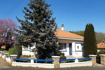 Gîte pour 9 personnes, avec jardin dans Machecoul-Saint-Même