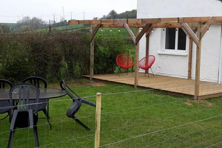 Location de vacances pour 6 personnes, avec vue ainsi que jardin et terrasse à Marquise - 2