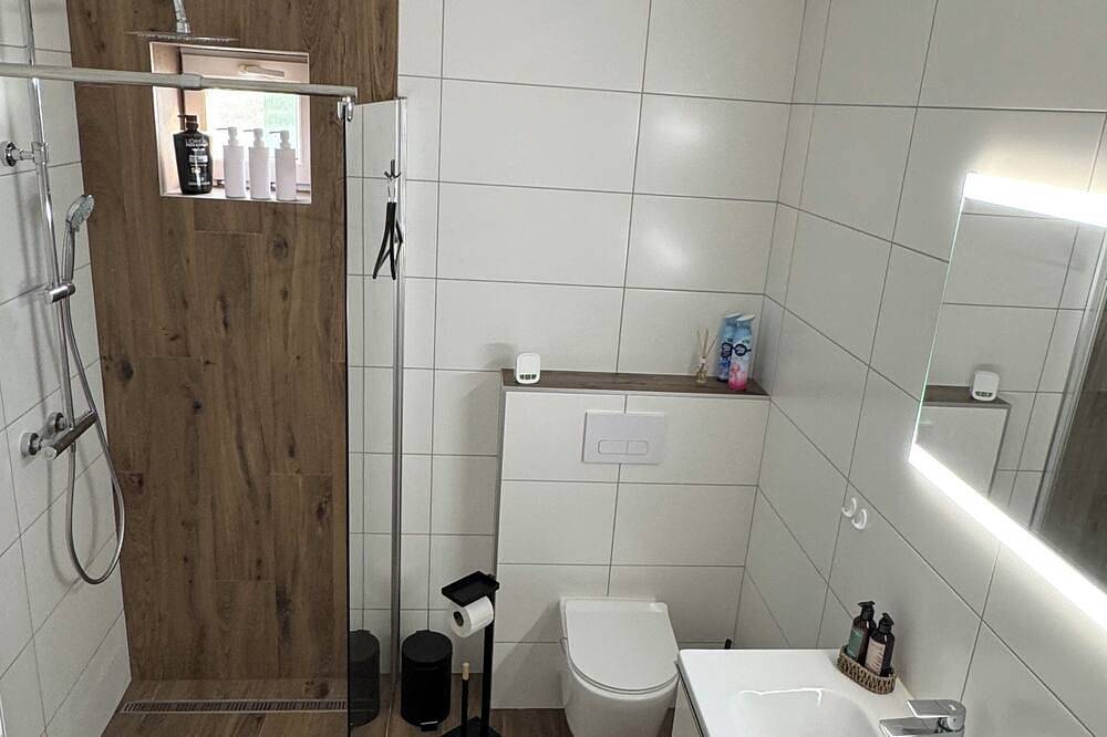 Ganze Wohnung, Modern & Fully Equipped Apartment in Quiet Area of Spa Town Piešťany in Piešťany, Slowakei