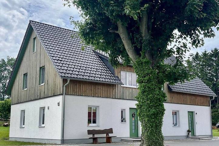 Ferienwohnung für 2 Personen, mit Terrasse und Garten - 1
