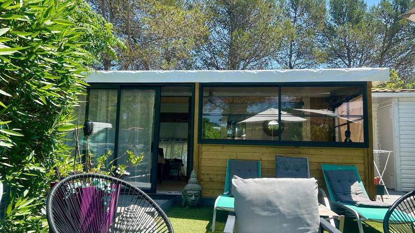 Vakantiepark voor 5 personen, with zwembad and whirlpool as well as tuin in de Provence