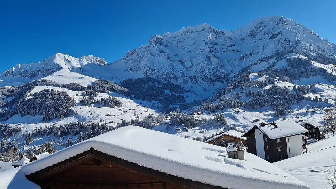 Appartement de vacances entier, Appartement de vacances pour 4 personnes avec balcon in Adelboden, Frutigen-Lenk-Adelboden