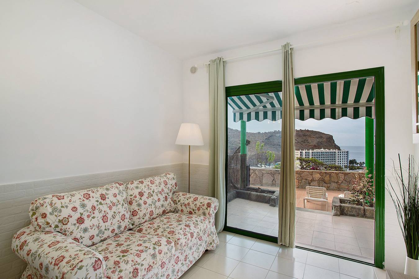 Appartement entier, Appartement de vacances 'Casa Los Veleros F1' avec vue sur mer, Wi-Fi et climatisation in Puerto Rico (Gran Canaria), Grande Canarie du Sud