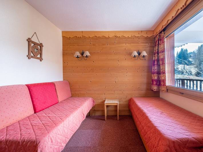 Location de vacances pour 4 personnes, avec jardin dans Office de Tourisme de Doucy Combelouvière - 2