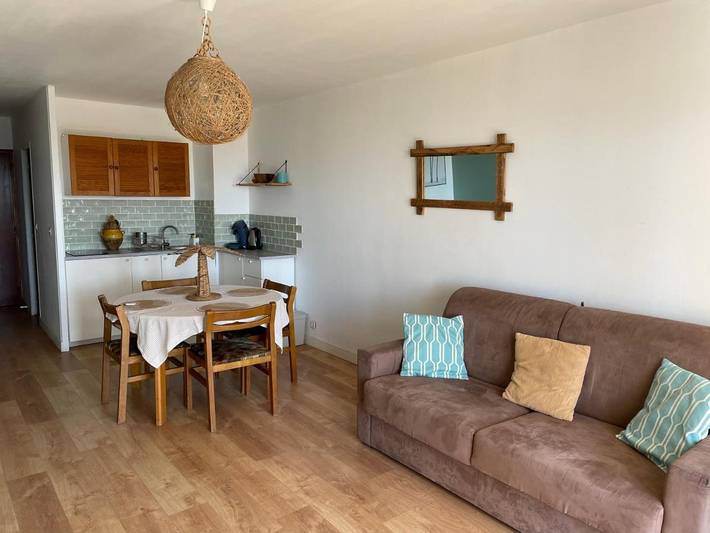 Gîte pour 2 personnes, avec vue et terrasse dans Plage de Saint-Cyr sur Mer Les Lecques - 3