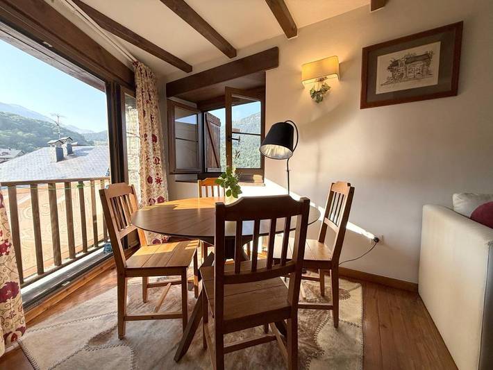 Casa rural para 4 personas, con Balcón y Vistas en Senet - 3