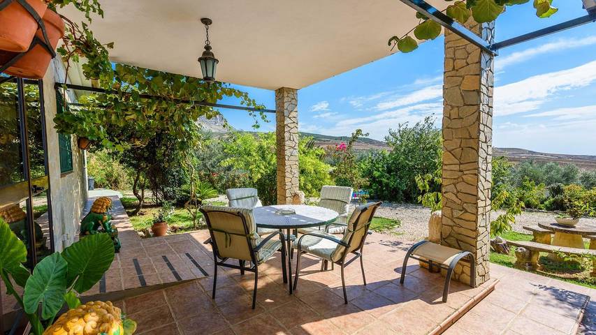 Chalet para 6 personas, con jacuzzi en Antequera - 3