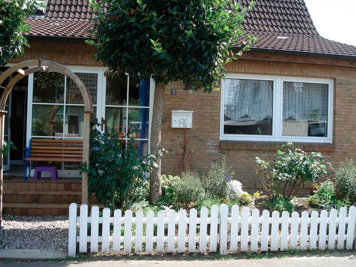 Ferienwohnung für 4 Personen, mit Terrasse und Garten in Eckernförde