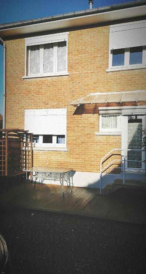 Two-Bedroom House in Hesdin, Région de Montreuil