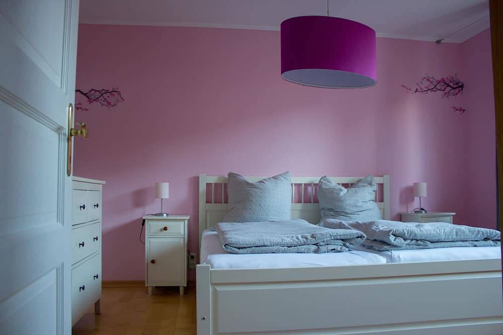 Entire apartment, Charming city center apartment: City escape from Lüneburg in Lüneburg, Nordheide