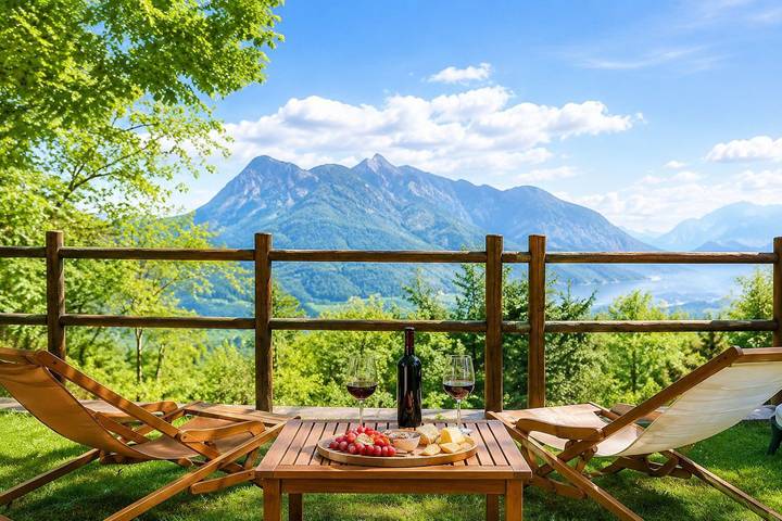 Ferienhaus für 4 Personen, mit Ausblick und Seeblick sowie Garten, mit Haustier in Comune di San Siro