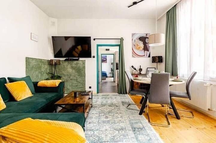 Holiday home for 4 people, with hot tub and garden, with pets - 1