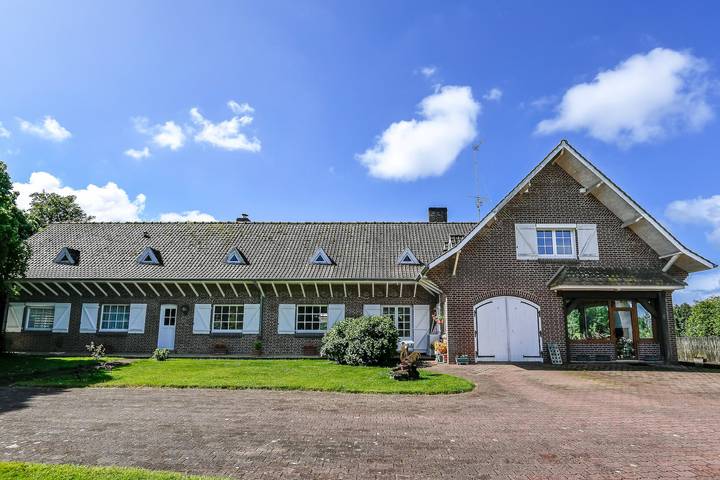 Chambre d’hôtes « La Bulle Chambre Magnum » Côte d'Opale , 8 km de Berck, 15 km du Touquet, in Verton, Région de Montreuil