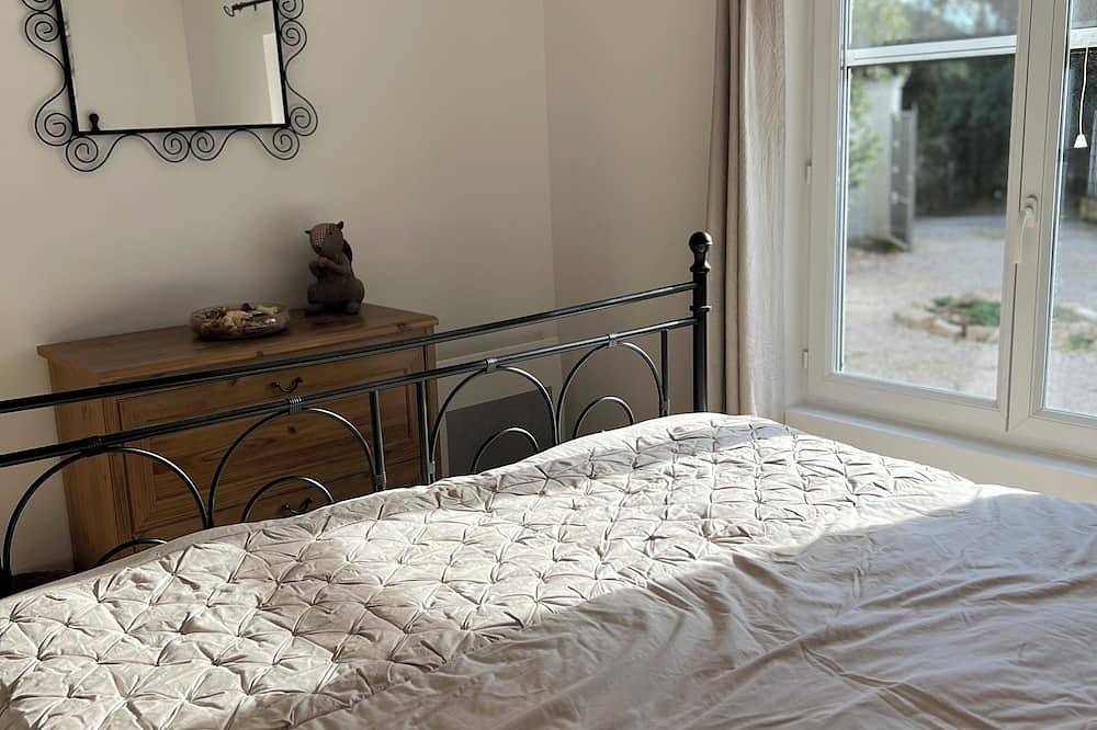 Small house in Drôme provençale among vineyards,truffles,lavender - 4 people in Suze-la-Rousse, Nyons region