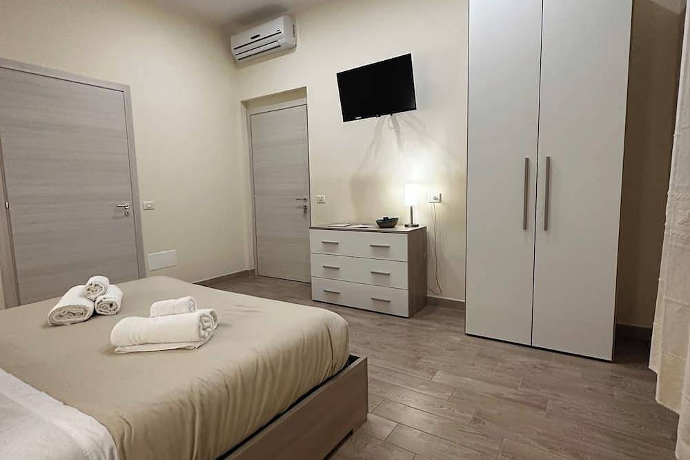 Ganze Wohnung, Doppelzimmer mit eigenem Bad für Behinderte in Terralba (Oristano) – Olivenbaum in Terralba, Campidano