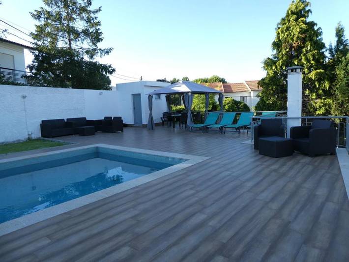 Location de vacances pour 8 personnes, avec piscine et jardin dans Darque - 4