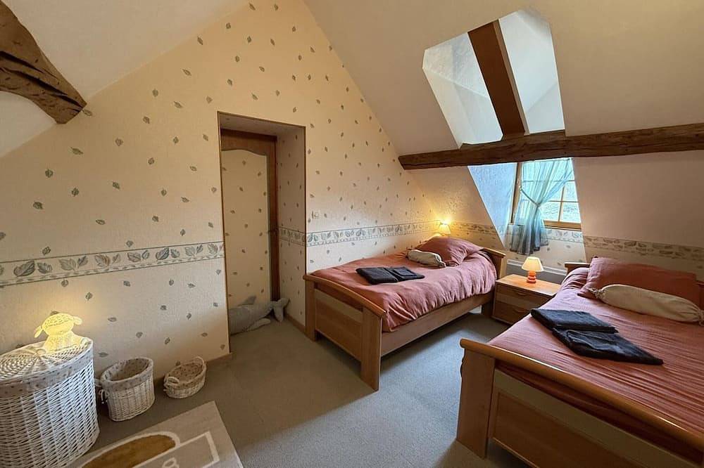 Charmantes Ferienhaus mit Parkplatz, Haustiere Ok - Sologne in Montrieux-en-Sologne, Sologne