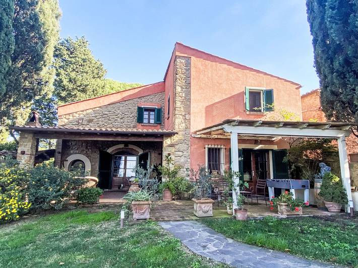 Ferienhaus für 6 Personen, mit Terrasse und Garten sowie Ausblick in Guardistallo